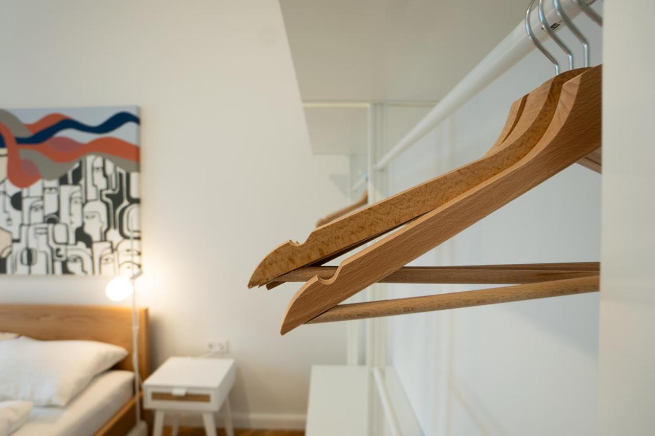 Chic 94m2 With A King-size Bed Wien