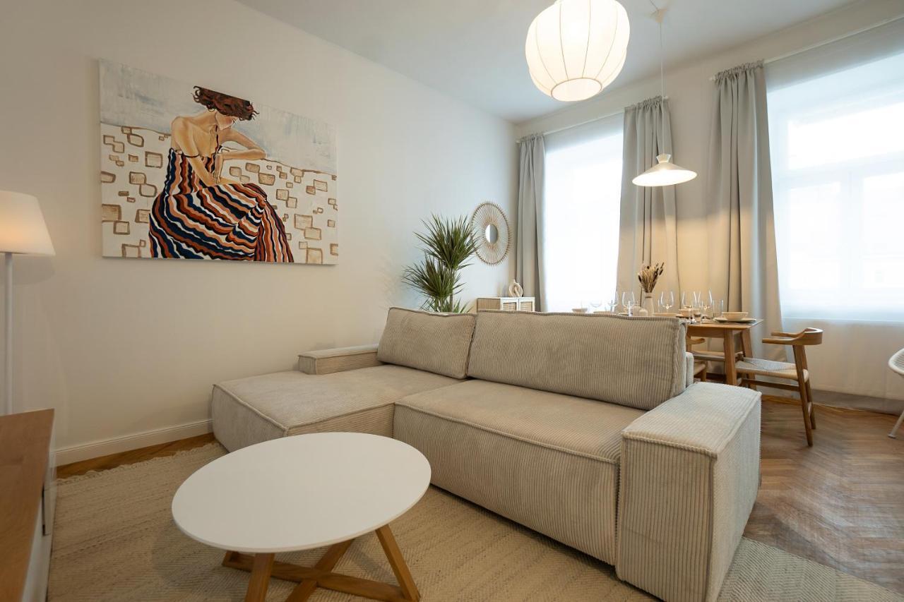 Chic 94m2 With A King-size Bed Apartment Wien